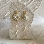 Auskarai su perlais, perlai swarovski, balti auskarai, auksiniai auksiniai auskarai