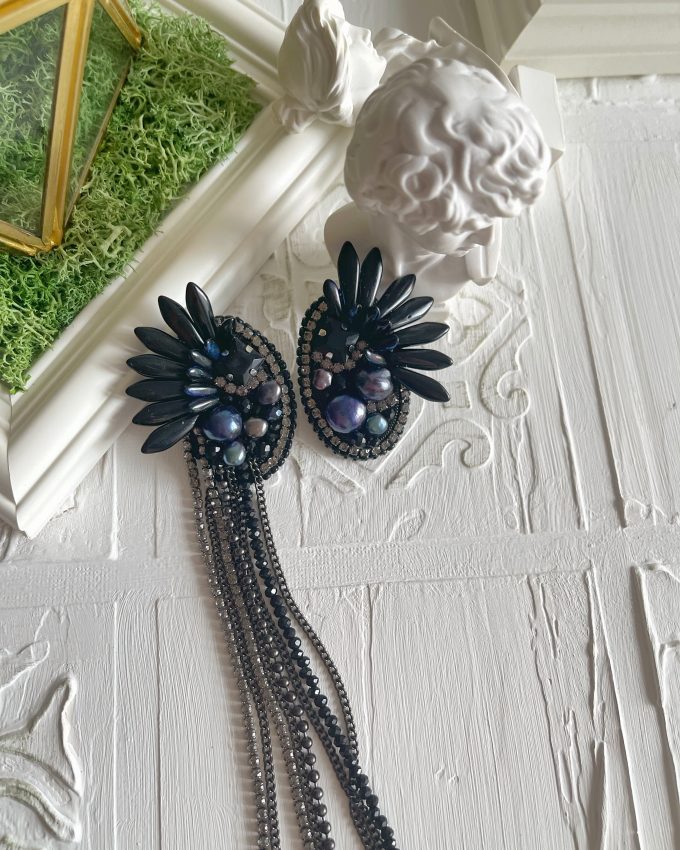 Sidabriniai auskarai, Auskarai su kristalais, proginiai auskarai, juodi auskarai, vestuviniai auskarai, auskarai su perlais