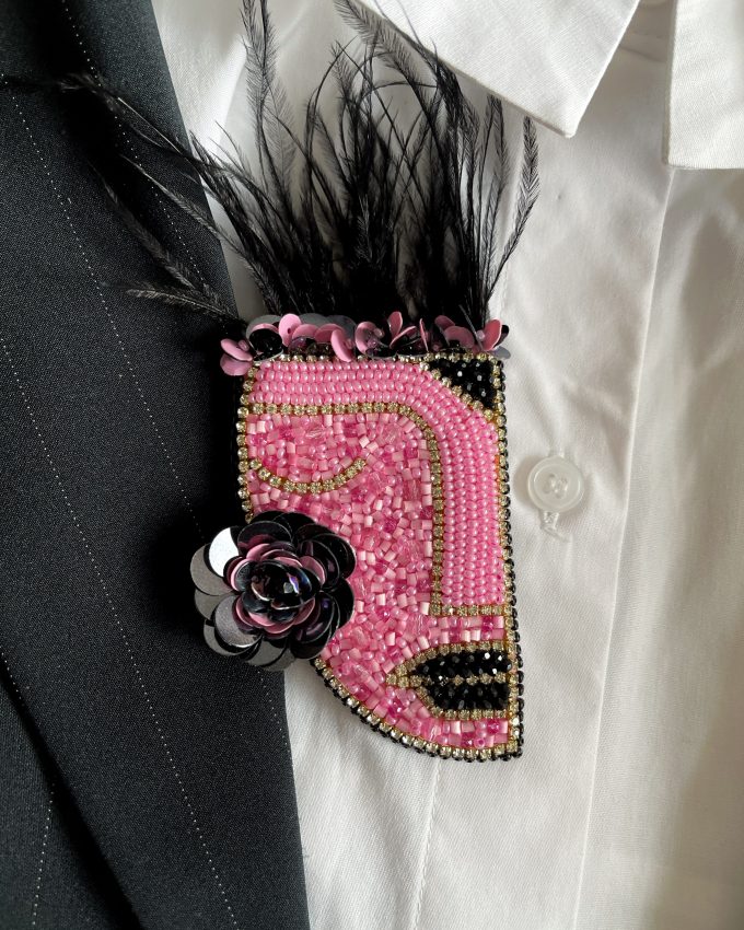 Sagė Sagė, segė, verslo stilius, moderni sagė