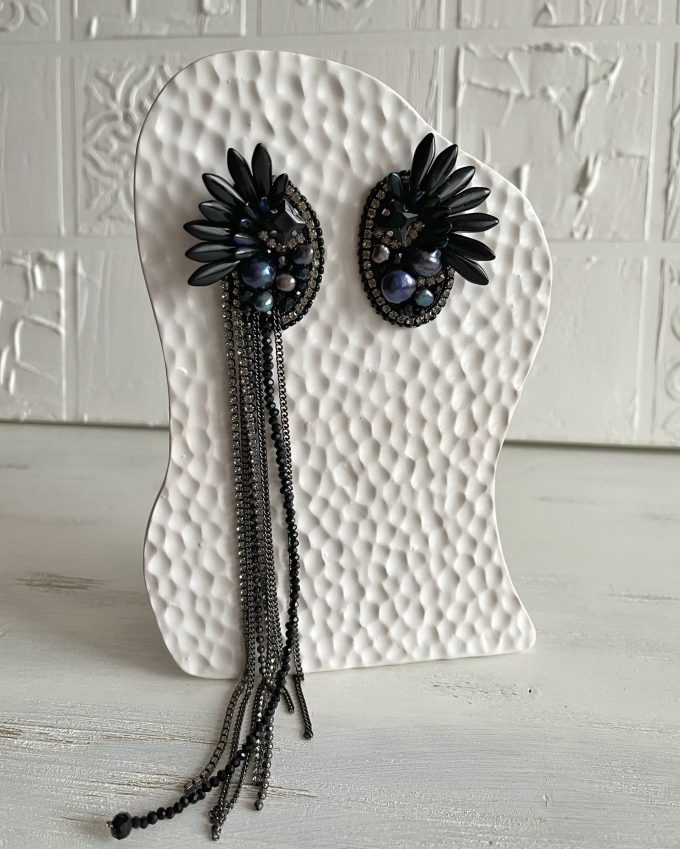 Sidabriniai auskarai, Auskarai su kristalais, proginiai auskarai, juodi auskarai, vestuviniai auskarai, auskarai su perlais