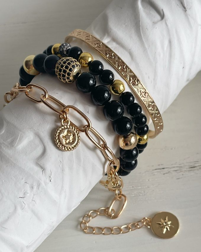 Apyrankės, apyrankių komplektas, aukso papuošalai, perlų papuošalai