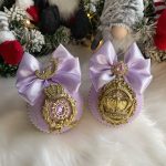 violetines spalvos eglutes zaisliukai