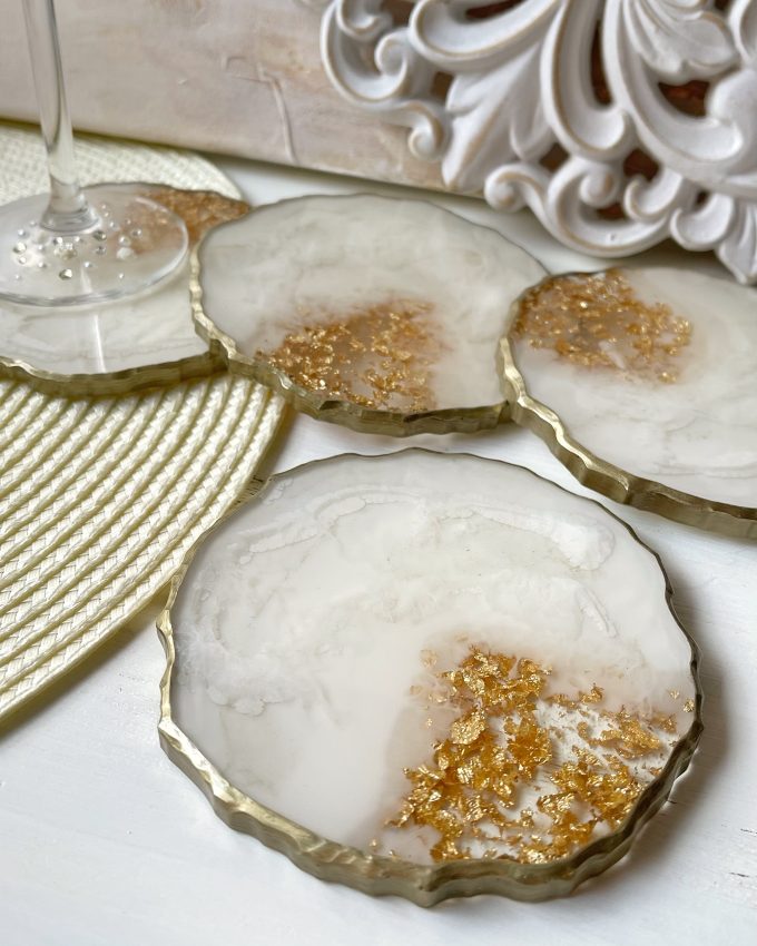 Padėkliukai, baltas interjeras, baltai auksiniai, namų dekoras, interjero akcentai, dovana jai, dovana, dovanos moterims