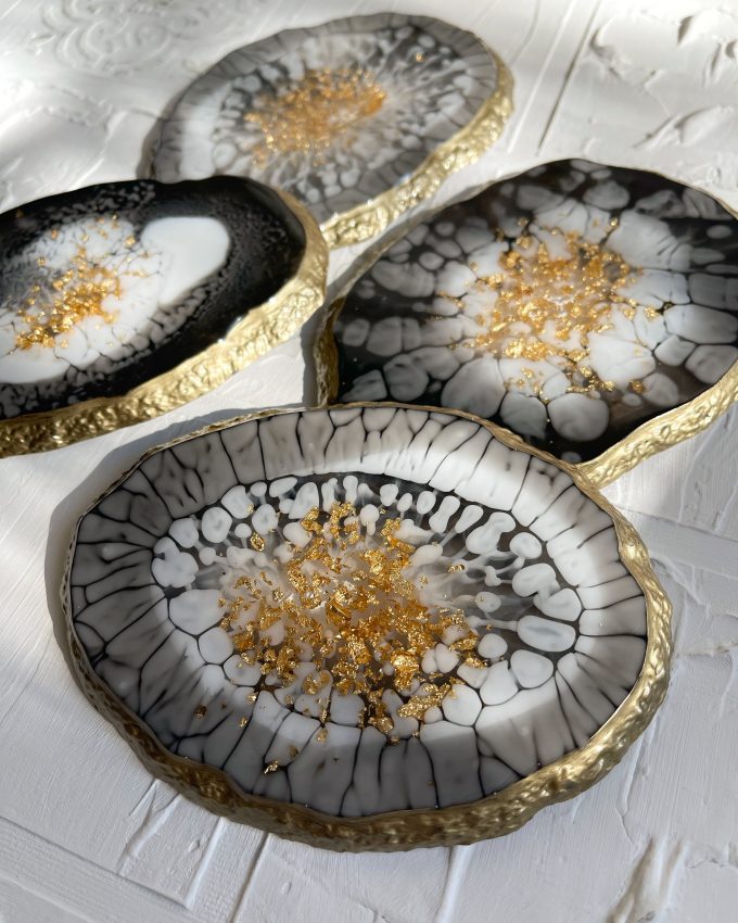 Padėkliukai, juodas interjeras, juodai auksiniai, namų dekoras, interjero akcentai, dovana jai, dovana, dovanos moterims